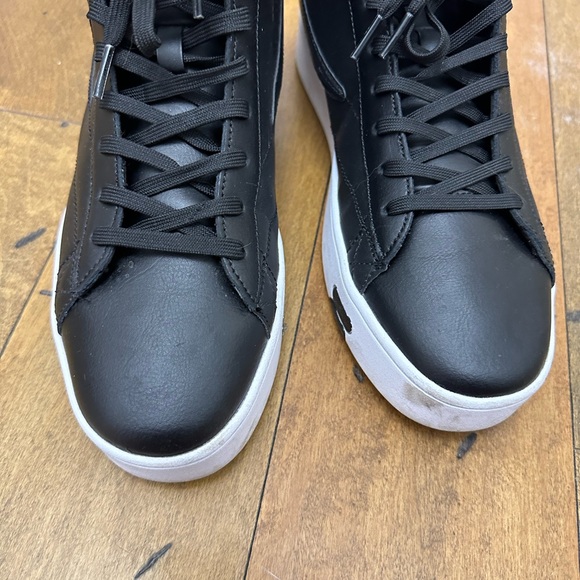 Women’s high top FILAS. - Picture 3 of 3